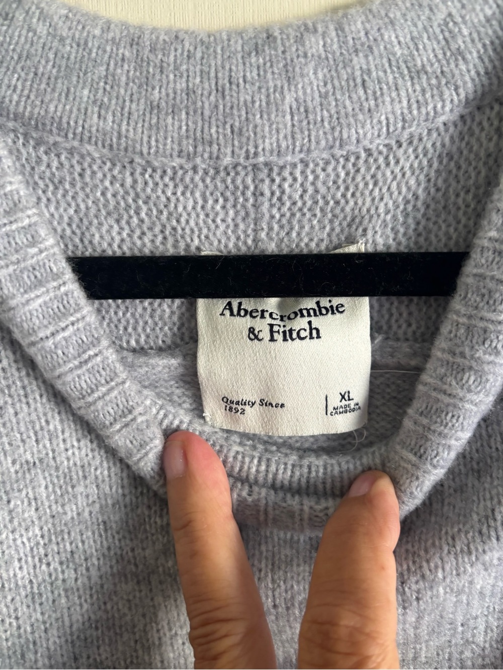 Abercrombie Madeline Crew Sweater - XL - Picture 3 of 4